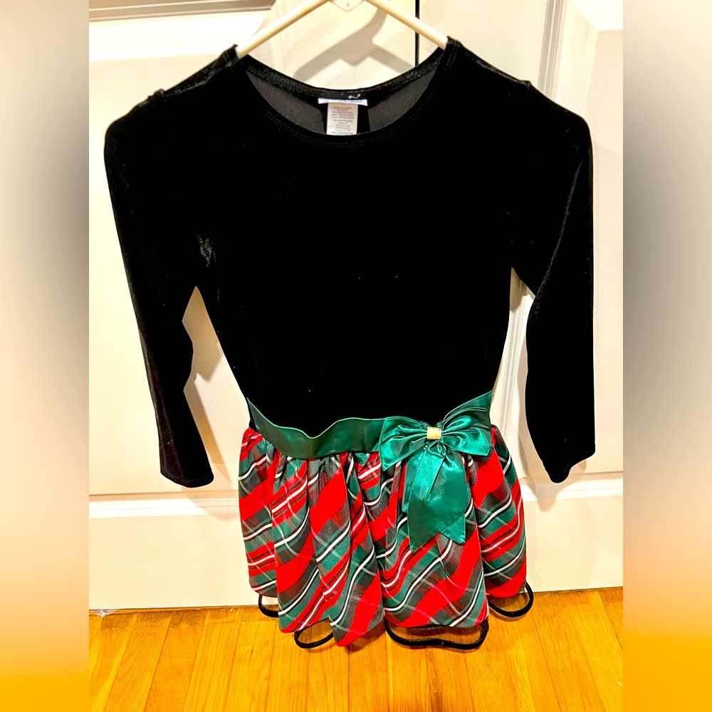 Jane Copeland (dillard’s) girl’s Holiday dress